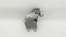 Кронштейн двигателя BMW 5-Series