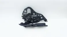 Петля капота Audi SQ7