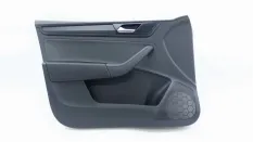 Обшивка двери Volkswagen Polo