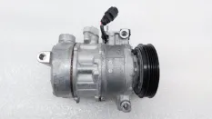 Компрессор кондиционера Audi Q7