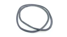Уплотнитель двери багажника Nissan Qashqai