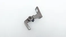 Петля двери Volkswagen Touareg