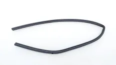 Уплотнитель капота Mazda CX-5