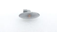 Повторитель поворота в крыло Toyota Auris