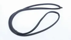 Уплотнитель двери Toyota Auris
