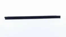 Уплотнитель стекла двери Toyota Auris