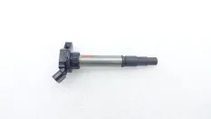 Катушка зажигания Toyota Auris