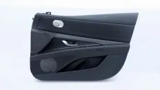 Обшивка двери Hyundai Elantra