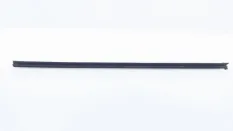 Уплотнитель стекла двери Toyota Highlander