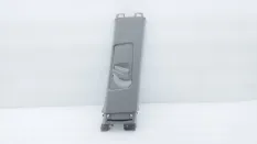 Обшивка центральной стойки Toyota Highlander