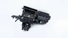 Корпус отопителя Geely Monjaro
