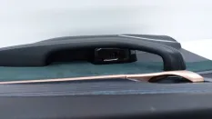 Обшивка двери Geely Monjaro