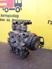 Кран уровня пола главный DAF 95XF XF 2002