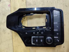 Накладка центральной консоли Chery Tiggo 4 T19