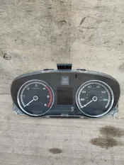 Щиток приборов Mitsubishi L200 SUV (4N15) UBT2985