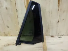 Форточка в дверь задняя левая Geely Monjaro KX11