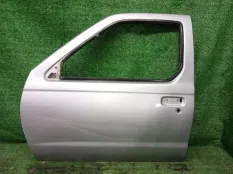 Дверь передняя левая Nissan NP300 DC YD25 2011