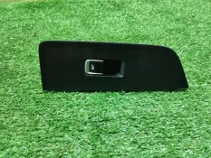 Кнопка стеклоподъемника передняя правая Geely