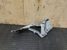 Петля капота правая Volkswagen Touareg GP AXQ 2004