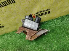 Блок управления форсунками Lexus LX570 URJ201