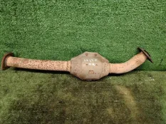 Труба приемная с катализатором правая Lexus LX570