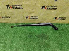 Поводок дворника левый Lexus LX570 URJ201 3URFE