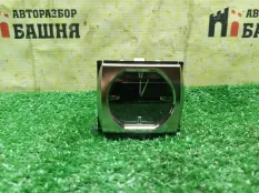 Часы Lexus LX570 URJ201 3URFE 2016