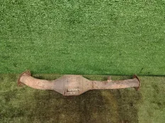 Труба приемная с катализатором правая Lexus LX570