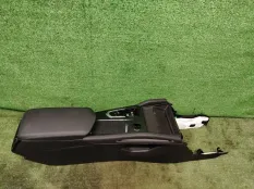 Консоль центральная Geely Monjaro KX11 JLH-4G20TDB