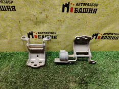 Петля багажника Lexus LX570 URJ201 3URFE 2008