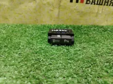 Кнопка парктроника Lexus LX570 URJ201 3URFE 2008