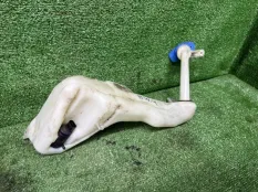 Бачок омывателя Volkswagen Amarok CSHA 2012