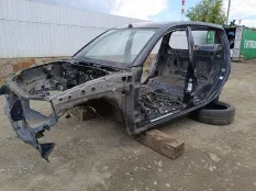 Кабина Mitsubishi L200 KB4T 4D56-6-20L 2011