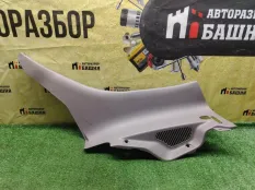 Накладка на стойку кузова задняя правая Mitsubishi