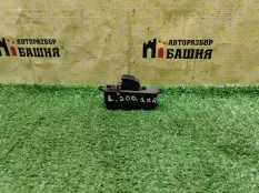 Кнопка стеклоподъемника передняя правая Mitsubishi