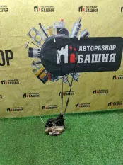 Замок двери задний левый Mitsubishi L200 KB4T