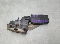 Замок двери Mitsubishi Carisma
