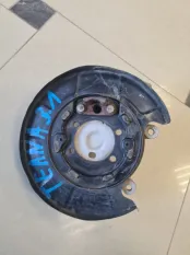 Кулак поворотный Nissan Teana