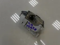 Замок двери Volkswagen Vento