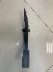 Педаль газа Volkswagen Vento