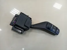 Подрулевой переключатель дворников Ford Focus
