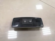 Плафон подсветки салона Mitsubishi Galant