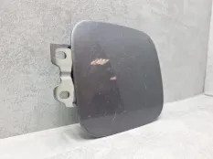 Лючок топливного бака Mitsubishi Carisma