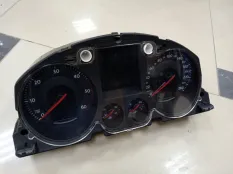 Панель приборов Volkswagen Passat