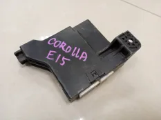 Блок электронный Toyota Corolla