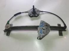 Стеклоподъемник Mitsubishi Carisma