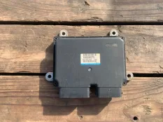 Блок управления двигателем Mitsubishi Lancer