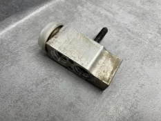 Клапан кондиционера Hyundai Accent