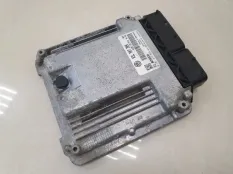 Блок управления двигателем Volkswagen Passat