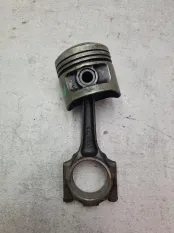 Поршень с шатуном Chery Amulet A15